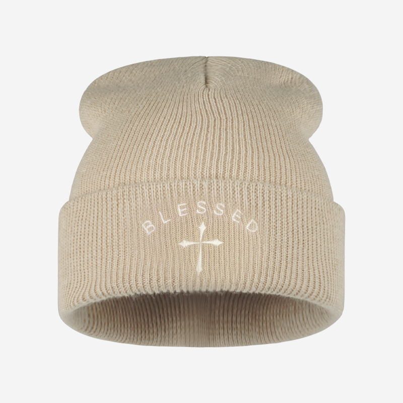 Geborduurde beanie met gezegen - Beanie Cuffed Knit recensie en prijs